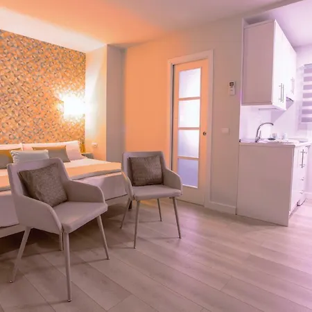 Apartamento Malaga Beach Apartment
