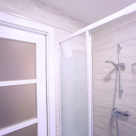 Apartamento Malaga Beach Apartment *