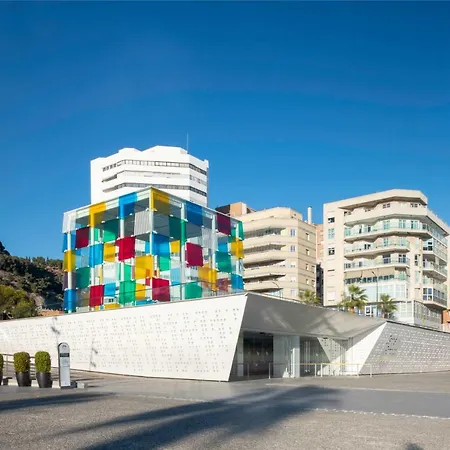 Apartamento Malaga Beach Apartment *